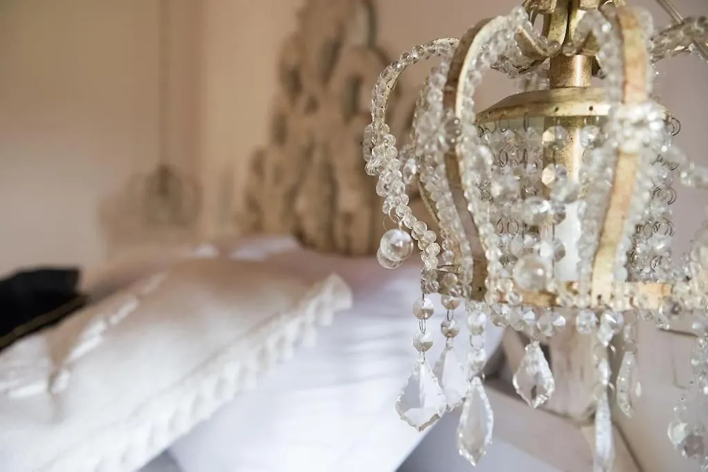 Guest House In Villa Gabrielle Torri Del Benaco Italy