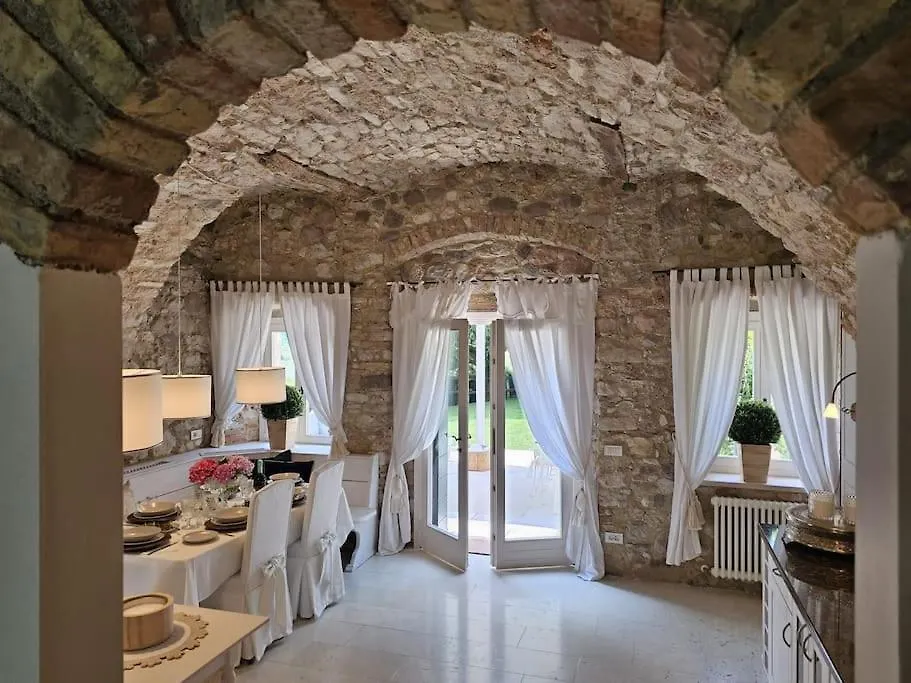 Guest House In Villa Gabrielle Torri Del Benaco 0*,  Italy