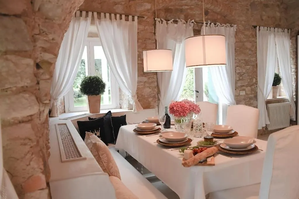 Guest House In Villa Gabrielle Torri Del Benaco