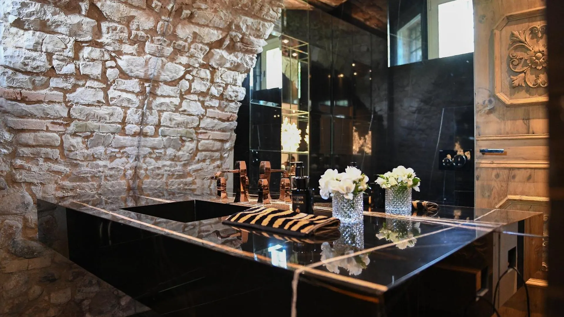 Guest House In Villa Gabrielle Torri Del Benaco Italy