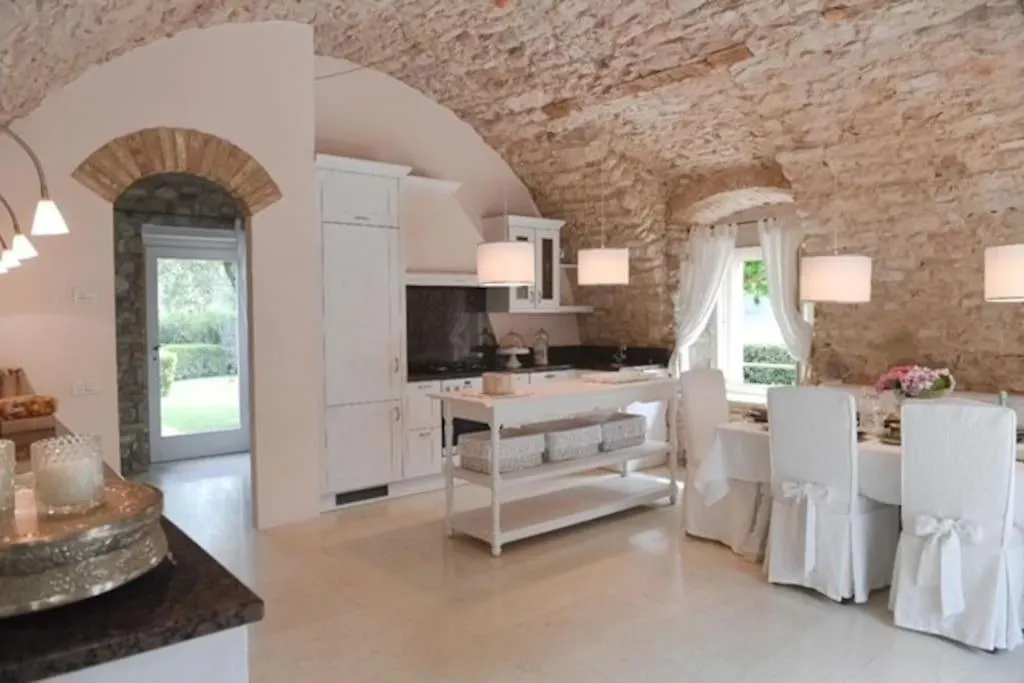 Guest House In Villa Gabrielle Torri Del Benaco